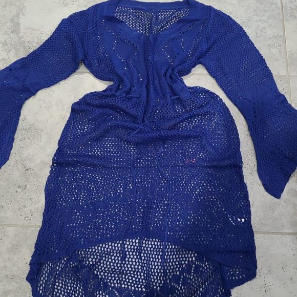 New Knitted Hollow Beach Blouse Crochet Cover - Picture 3 of 3